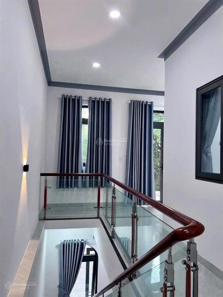 Cho thuê nhà mới 100% gần uỷ ban hiệp an , gần chợ bưng cầu gần đại nam nhà trệt lầu sân ô tô , t