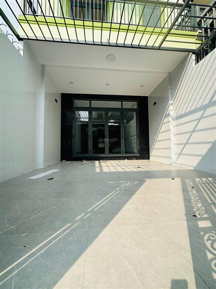 Bán nhà mới 100%  kdc phúc đạt  diện tích đất 5x20m  100m2  diện tích sàn xây dựng 328 m2