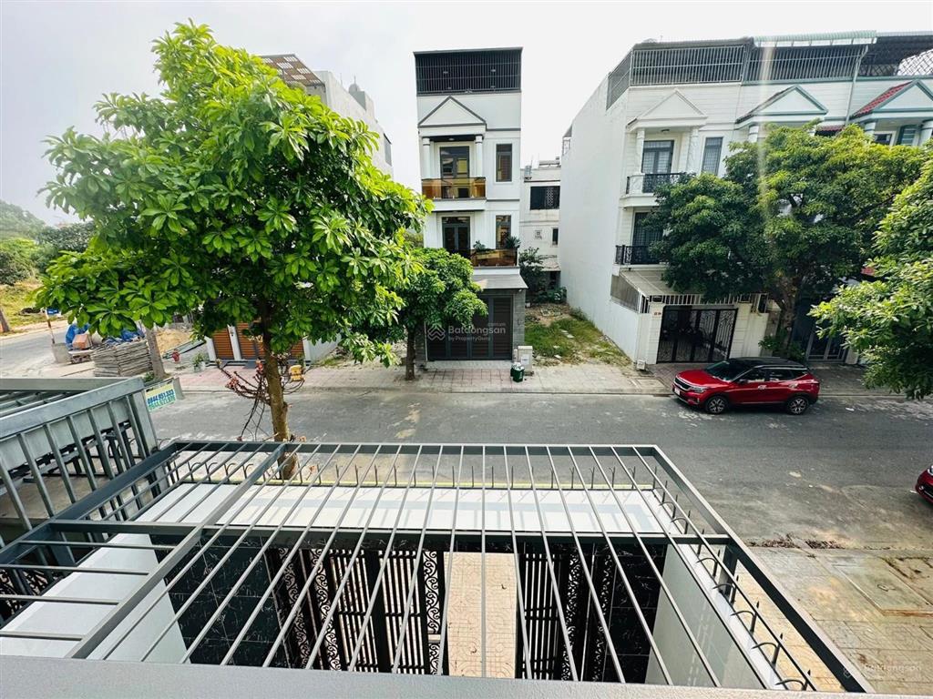 Bán nhà mới 100%  kdc phúc đạt  diện tích đất 5x20m  100m2  diện tích sàn xây dựng 328 m2