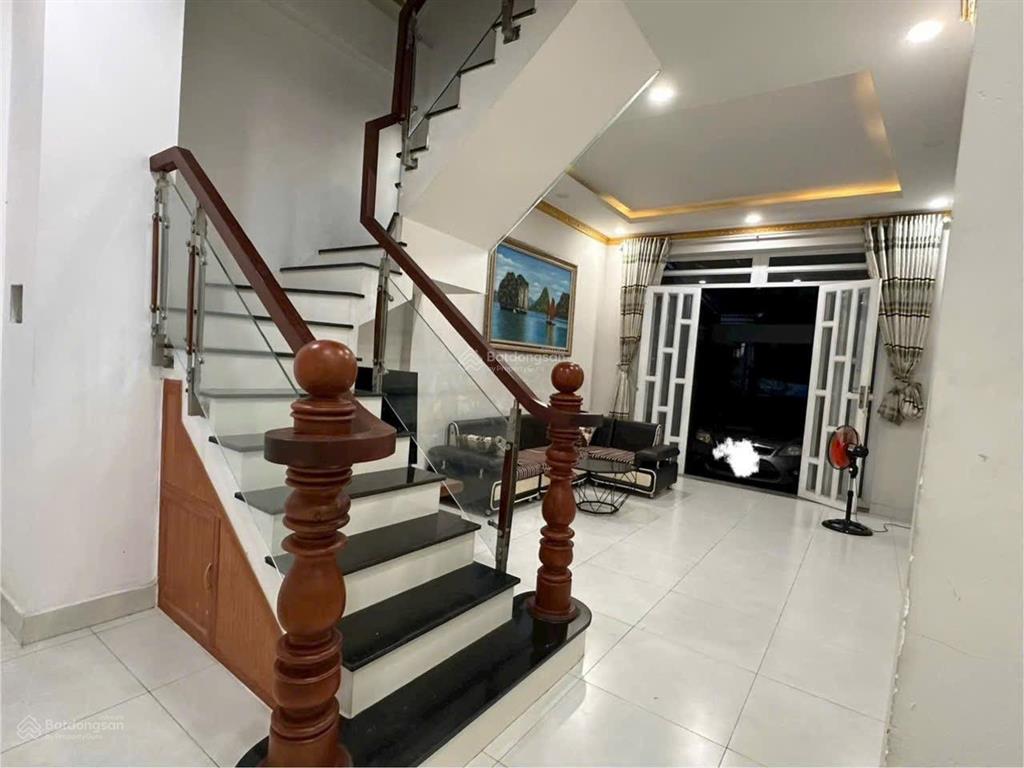 Giáp chủ
cho thuê nhà hẻm nguyễn thị minh khai gần cây xăng số 6 phường phú hoà tdm bd(củ)
thiế