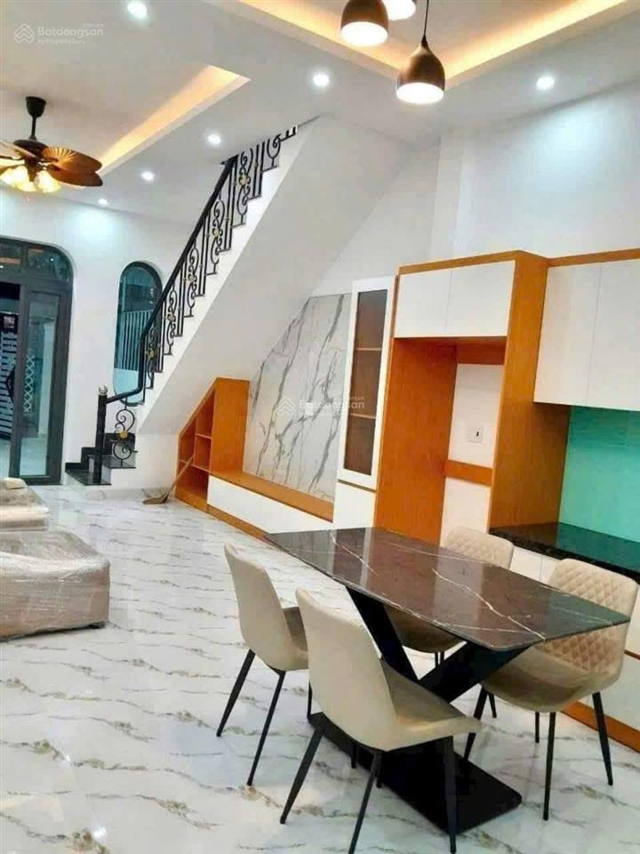 Cho thuê nhà phú lợi đường lê hồng phong, thủ dầu một, bình dương (cũ). nhà 1 trệt 1 lầu thiết