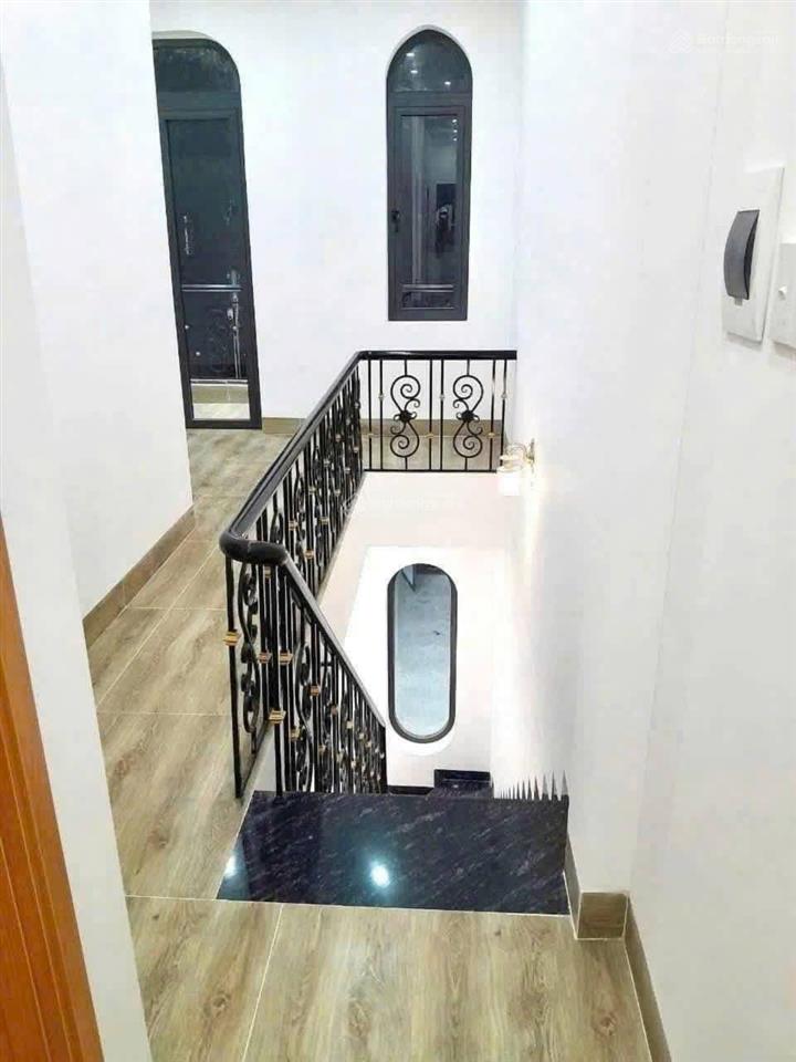 Cho thuê nhà phú lợi đường lê hồng phong, thủ dầu một, bình dương (cũ). nhà 1 trệt 1 lầu thiết