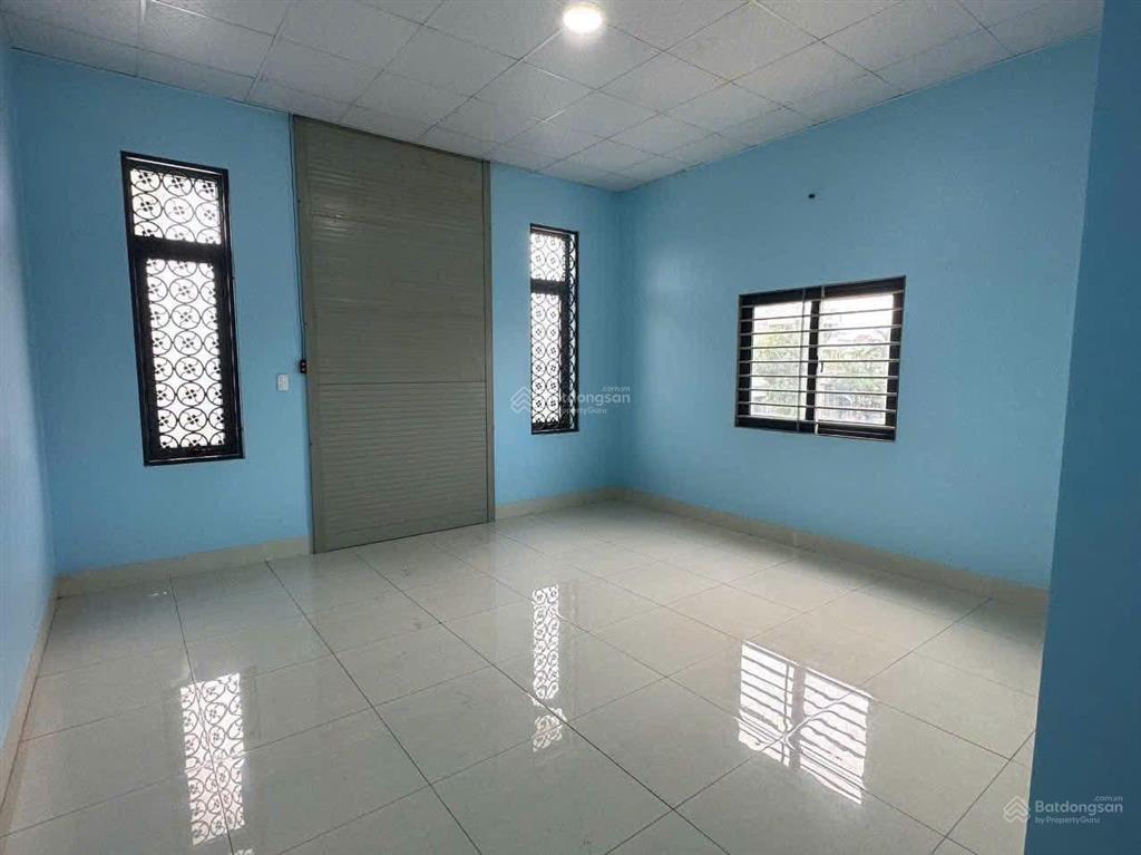 Gc cho thuê nhà 1 trệt 1 lầu gần trường tiểu học phú tân  p phú tân  tdm dt 5x30m gồm sân xe 9c