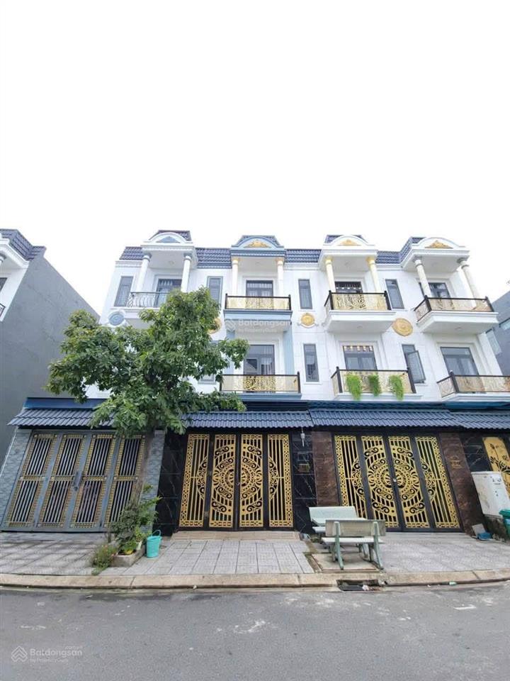 Cho thuê nhà khu nhà ở hoàng nam, thủ dầu một khu 9 phú hoà 4 phòng ngủ, full nội thất.
thích làm