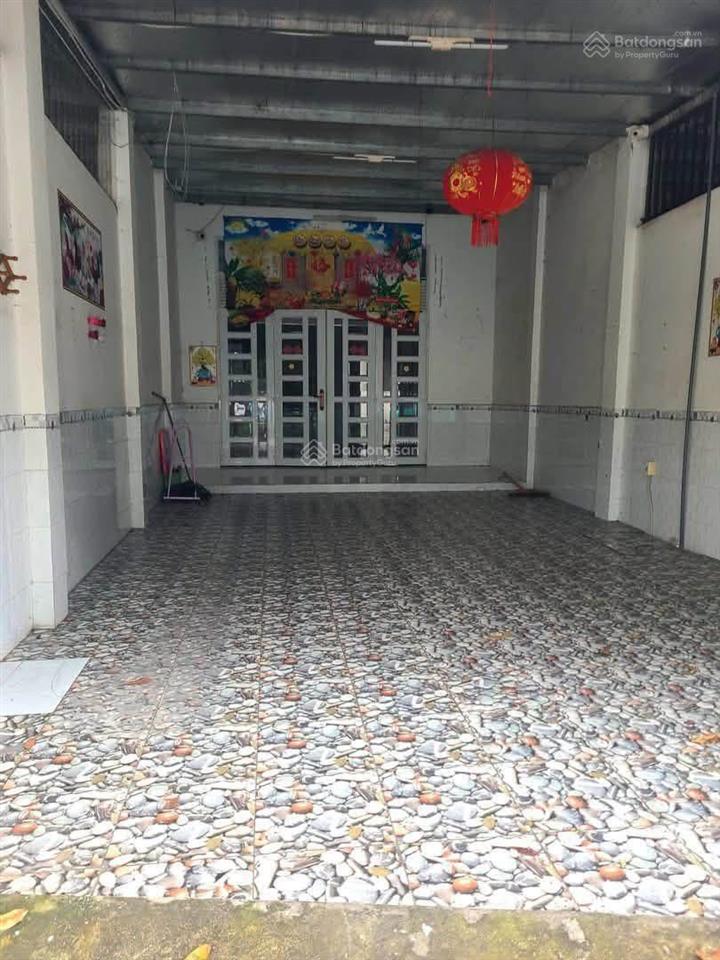 Cho thuê nhà tại dx43  phú mỹ diện tích 5*30m có gác lửng, có 3 phòng ngủ, có bếp, sân oto