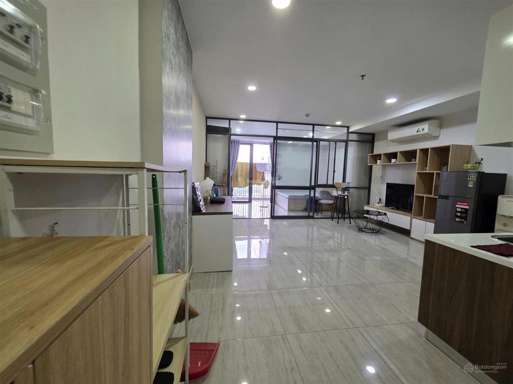 Giáp chủ
giá hời khu chỉ với giá 6 triệu/1 tháng cọc 2 tháng
cho thuê căn hộ biconsi tower chợ đình