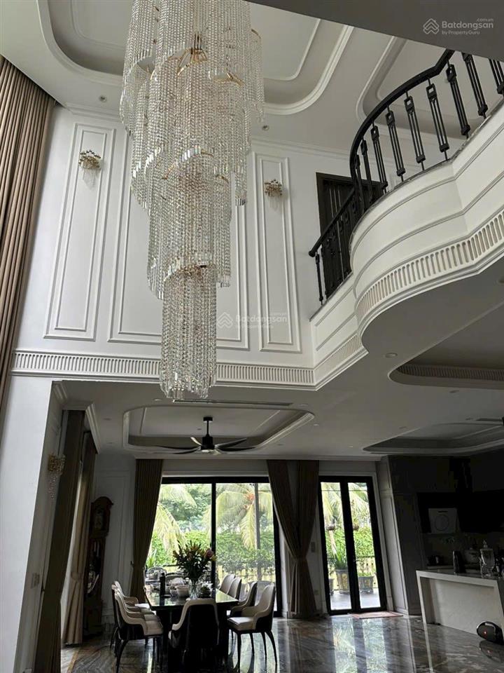 Bán biệt thự long biên đường cổ linh gần công viên 31ha không gian sống đẳng cấp 35 tỷ
