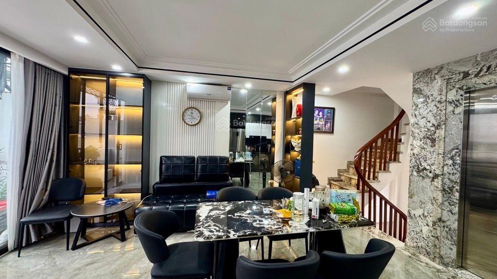 Chủ hạ ngay 1,3 tỷ, chỉ 11 tỷ sở hữu nhà đẹp long biên. không xem hôm nay rất dễ bỏ lỡ!