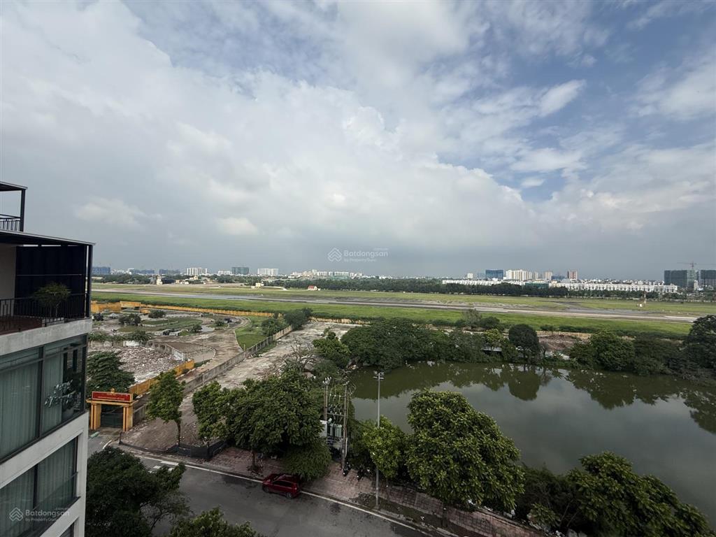 Mặt phố hồng tiến view hồ vừa ở vừa làm văn phòng kinh doanh 500tr/m