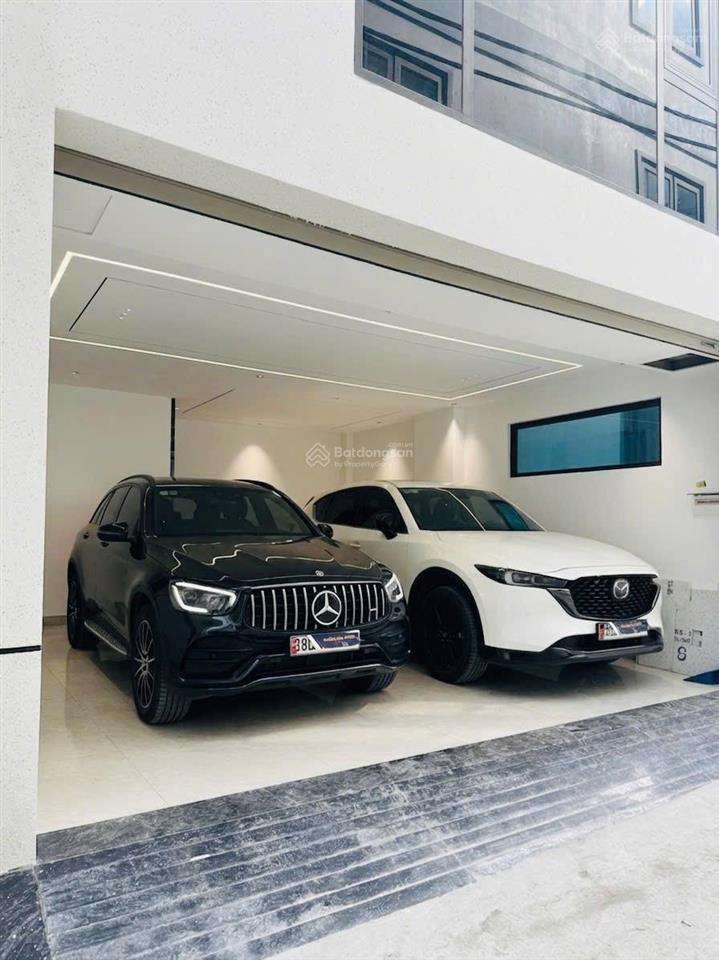 15 tỷ mua được nhà xây mới 6 tầng thang máy gần aeon mall long biên? cơ hội không dành cho người