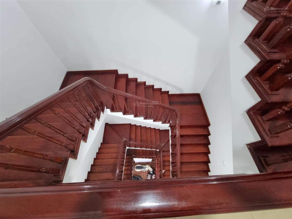 Nhà long biên mặt phố 40tỷ lựa chọn đáng cân nhắc cho doanh nhân