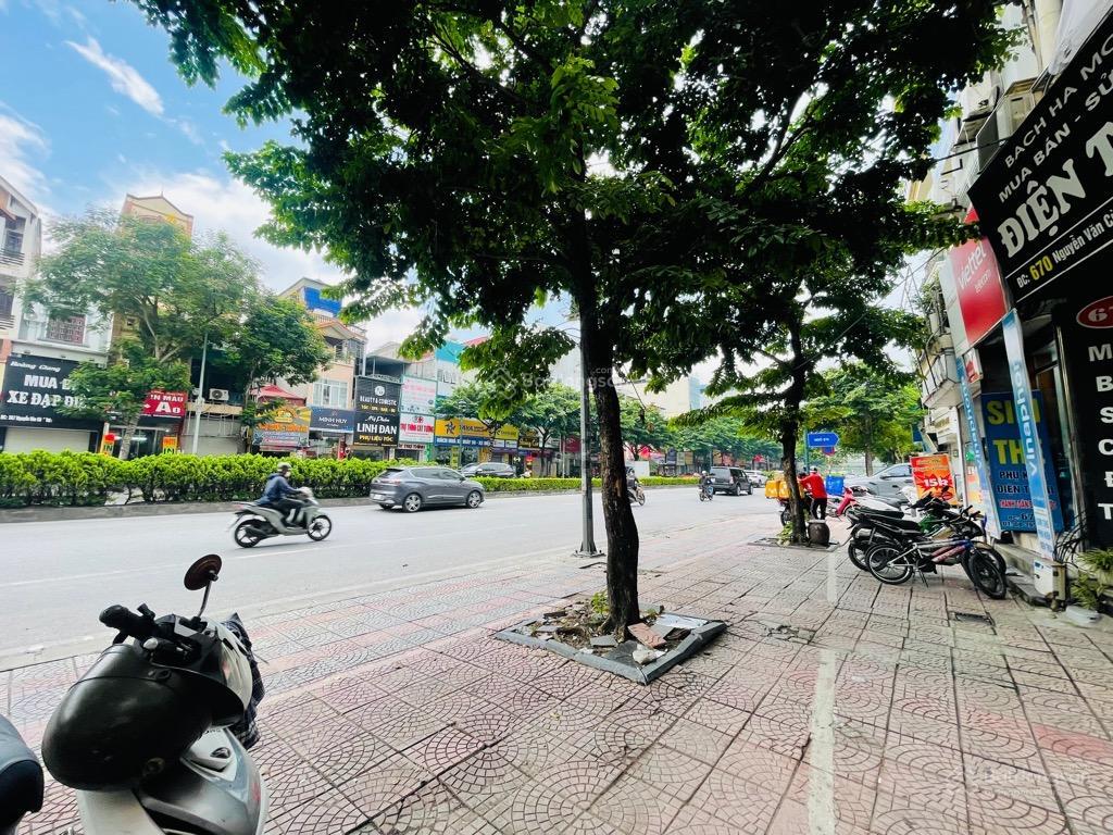 Siêu hiếm! 150m2 mặt phố nguyễn văn cừ chỉ 38 tỷ
