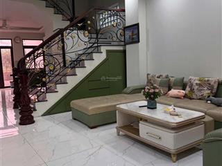 Tầm này không mua định khi nào mới mua? 11 tỷ có ngay nhà phố trạm aeon long biên