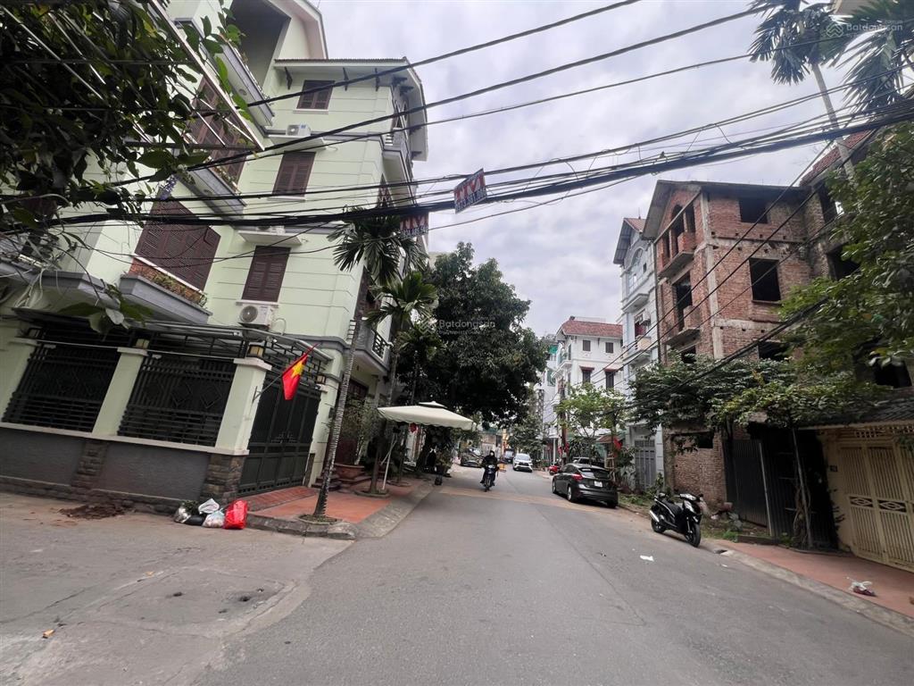 29 tỷ nhà hồng tiến, chủ nhà về hưu, bán để về ở cùng con cháu!