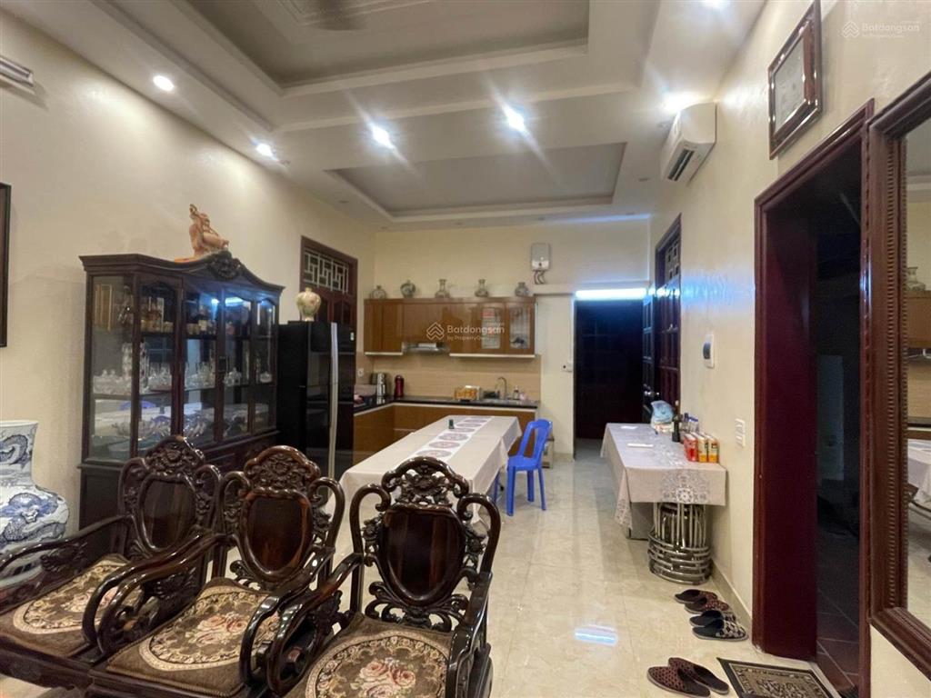 20+ tỷ 130m đất, mặt tiền 8m phân lô vip trâu quỳ, gia lâm!