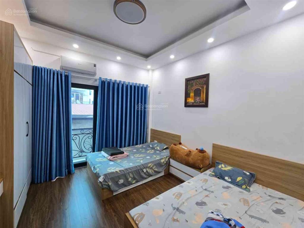 Hơn 5,8 tỷ nhà phân lô vỉa hè, ô tô tránh tại trâu quỳ, gia lâm