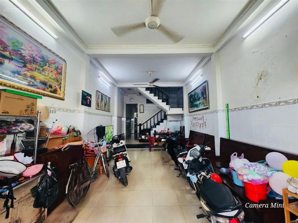 Có phòng ngủ trệt, có 10 phòng cho thuêmua ở hay dòng tiền thì căn 100m2 4 tầng ngvăn nghi đều ok