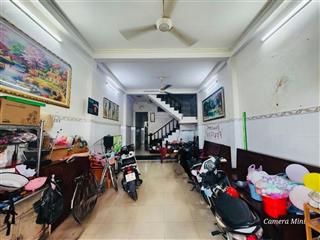 Có phòng ngủ trệt, có 10 phòng cho thuêmua ở hay dòng tiền thì căn 100m2 4 tầng ngvăn nghi đều ok