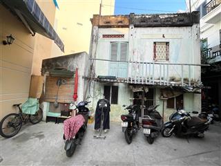 Hẻm xe hơi gần chợ gò vấp  57m2  nhà c4 tiện xây mới  6 tỷ thương lượng