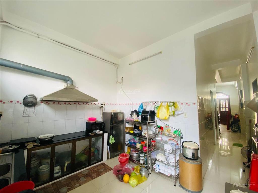 81m2 chỉ 7 tỷ, 3 tầng  gần hẻm xe hơi, sổ vuông a4, có phòng ngủ trệt, pháp lý chuẩn