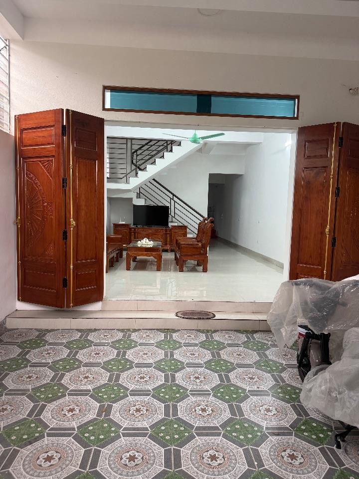 BÁN ĐẤT + NHÀ 2 TẦNG 200M2, TRUNG TÂM KHOÁNG NÓNG, THỊ TRẤN THANH THỦY, RẺ NHẤT KHU VỰC, CÁCH ĐẢO NGỌC XANH 500M 