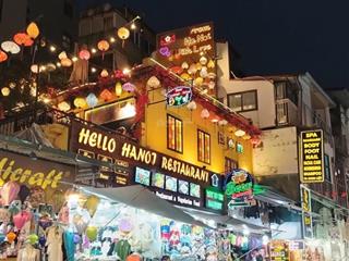 Mặt phố đinh liệt  hàng hiếm giữa lõi phố cổ