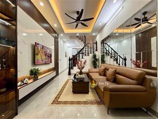 Bán nhà hà đôngchính chủ100m ra ô tôvf3 lùi cửangõ rộngthoáng sángở sướngdt 38m2giá 6 tỷ 25