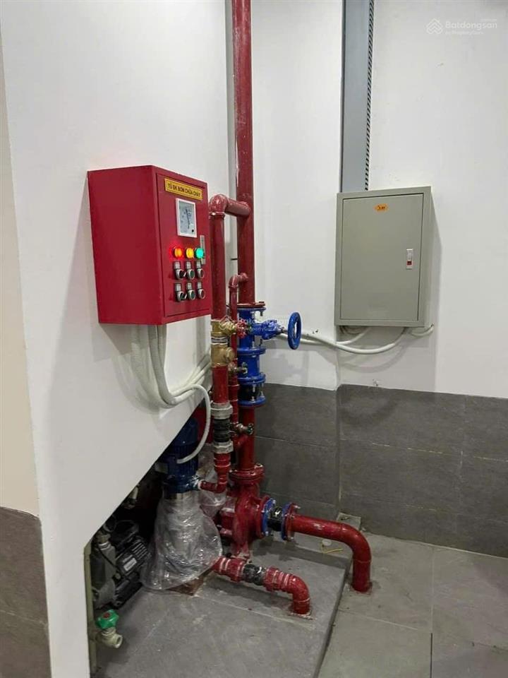 Chính chủ cần bán tòa căn hộ dịch vụ ngõ 221 phố tôn đức thắng 16 ph ô tô vào giá 23.8 tỷ lô góc