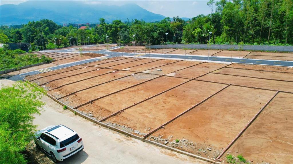 Chính chủ bán gấp đất liền kề công viên khoáng nóng windham thanh thủy. 100m2 full thổ cư