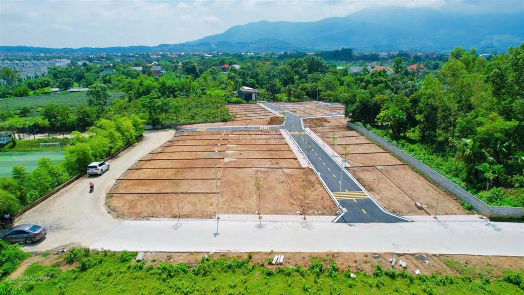Chính chủ bán gấp đất liền kề công viên khoáng nóng windham thanh thủy. 100m2 full thổ cư