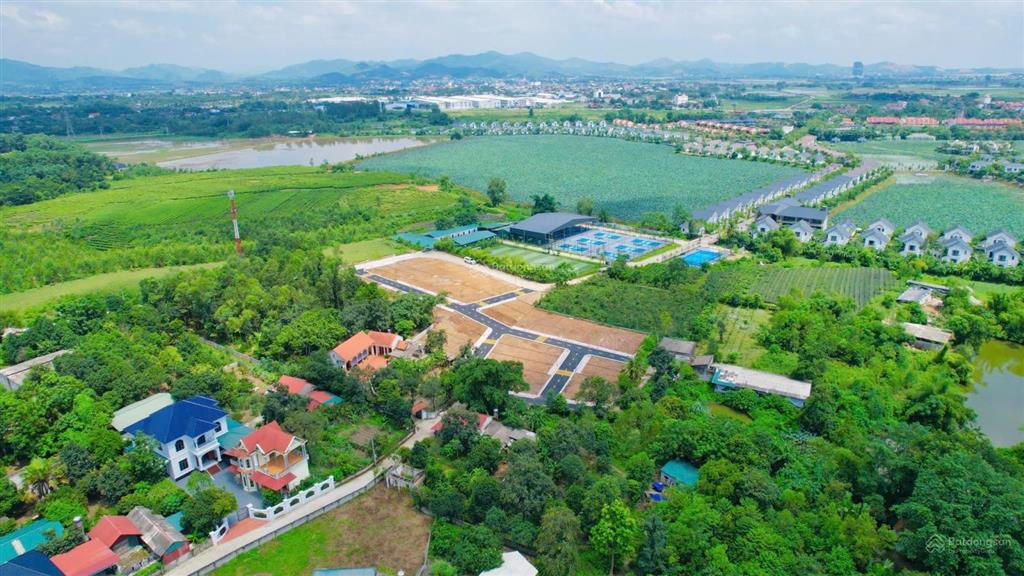 Chính chủ bán gấp đất liền kề công viên khoáng nóng windham thanh thủy. 100m2 full thổ cư