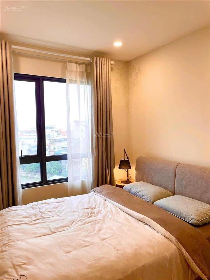 Em cần cho thuê gấp căn hộ 2n kosmo, 14 triệu/tháng