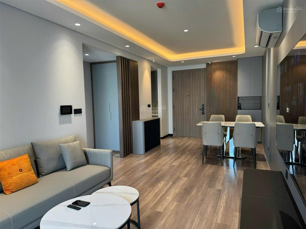 Cần cho thuê nhanh căn hộ 2n 2vs the nine phạm văn đồng full nội thất 76m2 giá 18tr/th