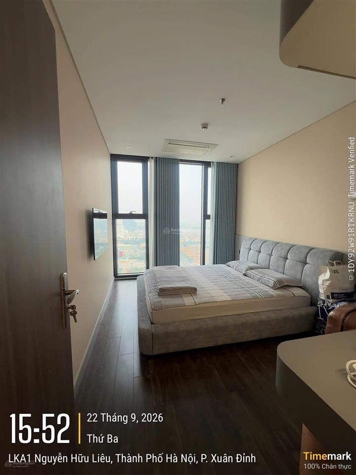 Cho thuê căn hộ 3 phòng ngủ n01t6 diện tích 125m2 giá 25 triệu/tháng, full đồ vào luôn