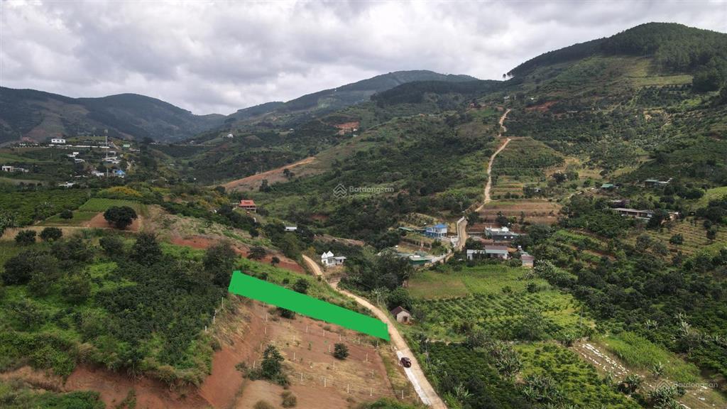 420m2 đất nghỉ dưỡng ven đà lạt chỉ 1.1 tỷ, sẵn 100m2 thổ cư, đường betong lớn oto đi đến đất , shr