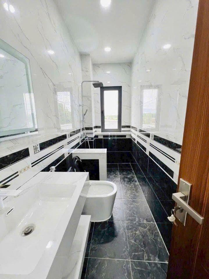 🔥🔥SIÊU PHẨM 1 TRỆT 1 LẦU 3PN 3WC NGAY TRUNG TÂM BÌNH DƯƠNG CHỈ 2TỶ530 TRIỆU🔥🔥