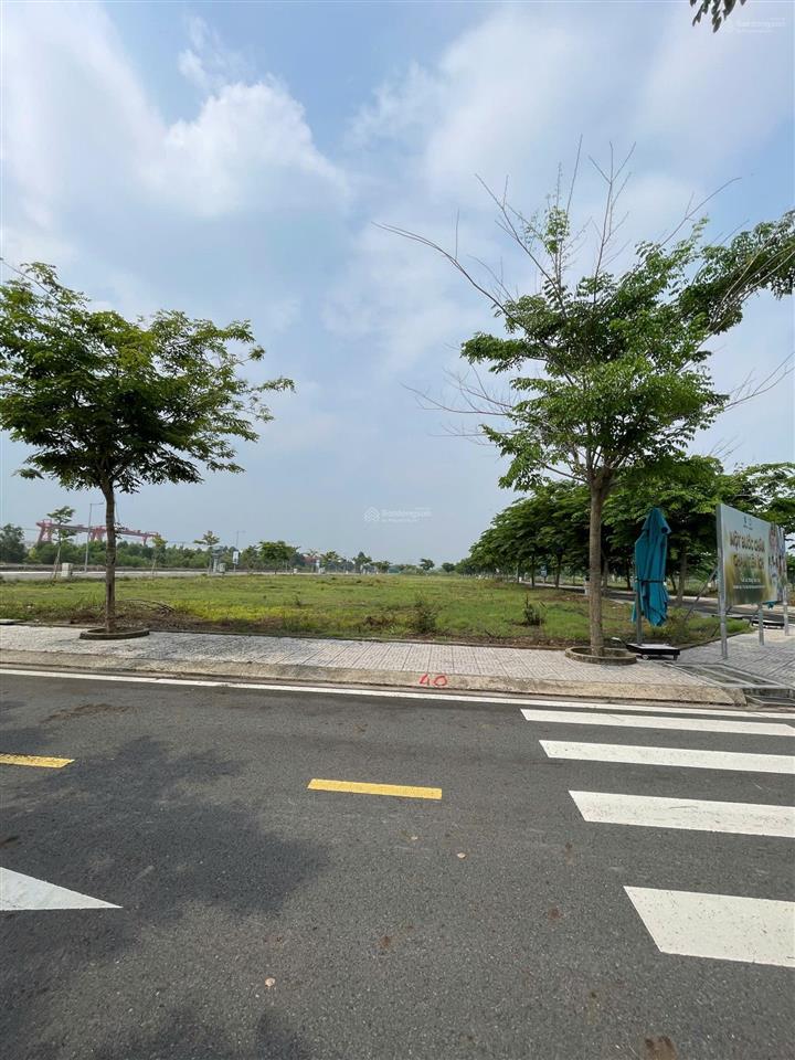 Đất nền gần vinhomes hóc môn  sổ hồng riêng  0985 372 ***  linh