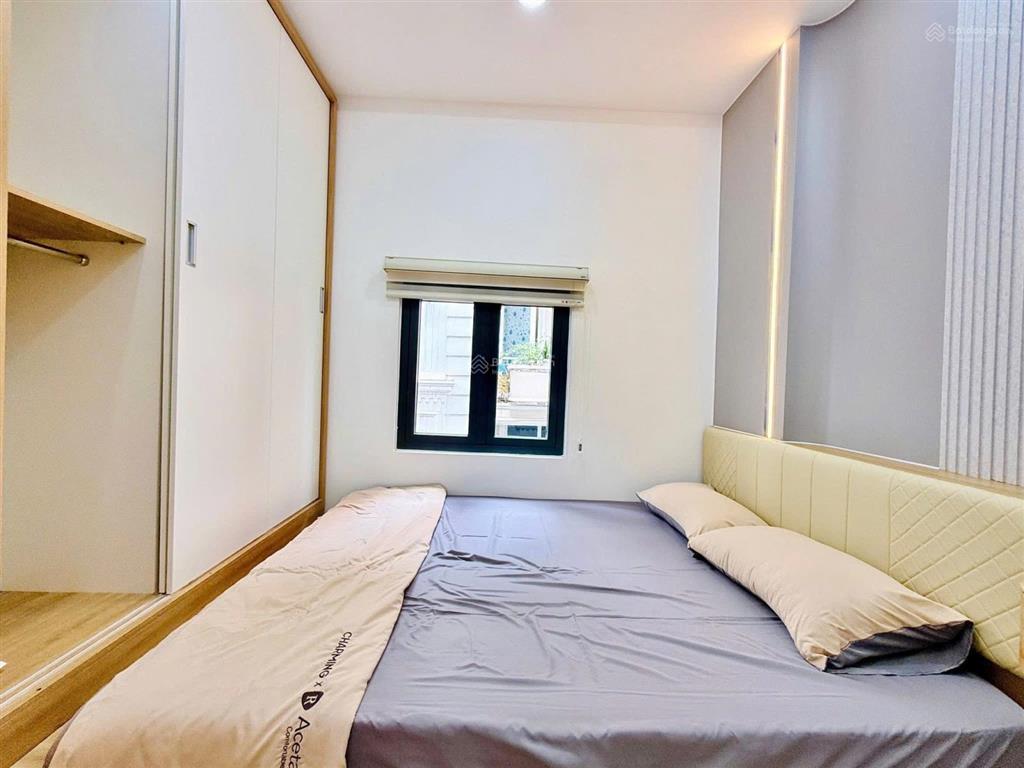 Bán nhà hẻm xe hơi võ văn tần, q. 3, giá 4tỷ2 diện tích 70m2, đang cho thuê 26tr/th, sổ hồng riêng