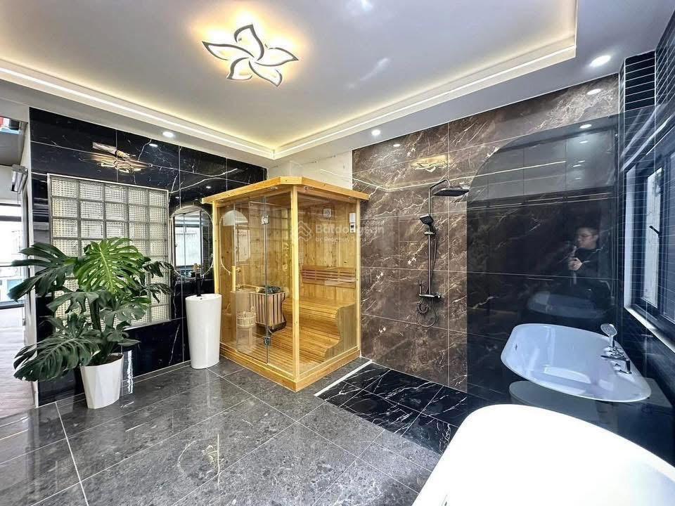 Cần đi nhanh nhà hẻm nguyễn gia trí, q. bình thạnh. diện tích 56,7m2, đang cho thuê 28tr, shr