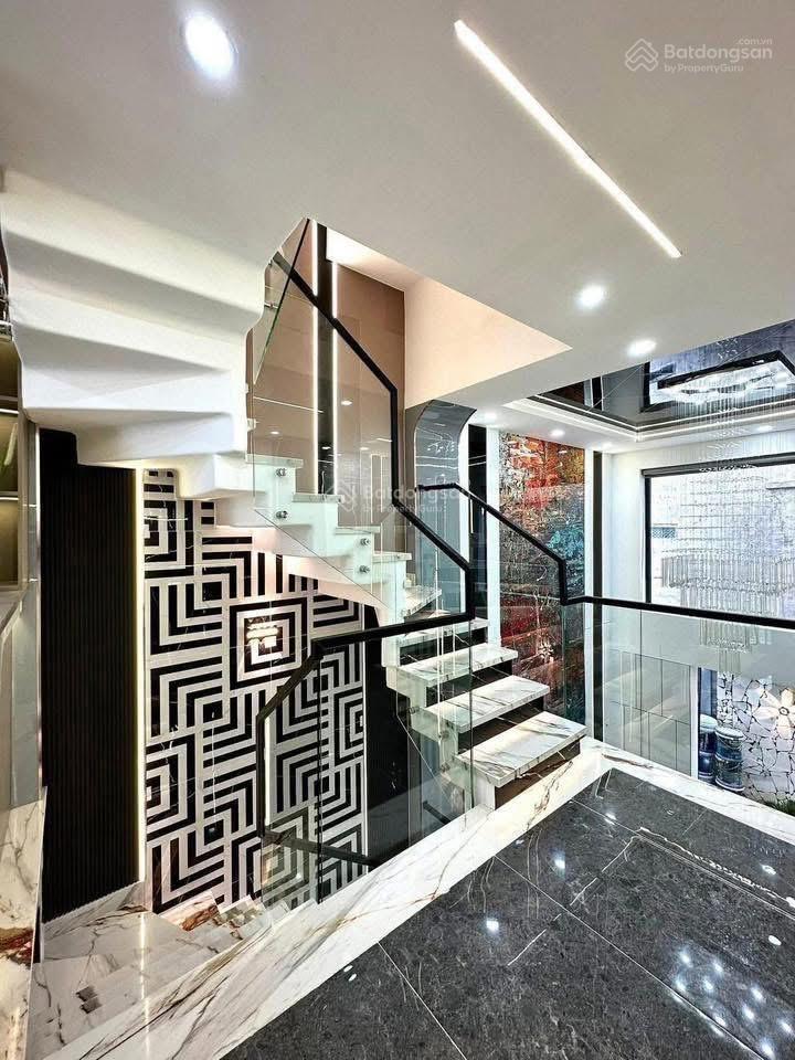 Cần đi nhanh nhà hẻm nguyễn gia trí, q. bình thạnh. diện tích 56,7m2, đang cho thuê 28tr, shr