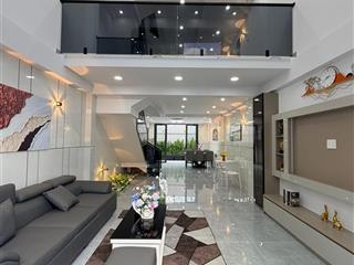 Cô hà đi mỹ bán nhà phạm ngọc thạch, p.đa kao q1, 95.76m2 giá 4tỷ3 đang cho thuê 34tr/th sổ riêng