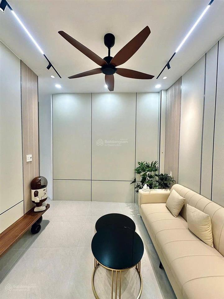 Ngay chân cầu tham lương  45m2 công nhận đủ ko qh  gần nhà ga t3  kcn tân bình  emart 2