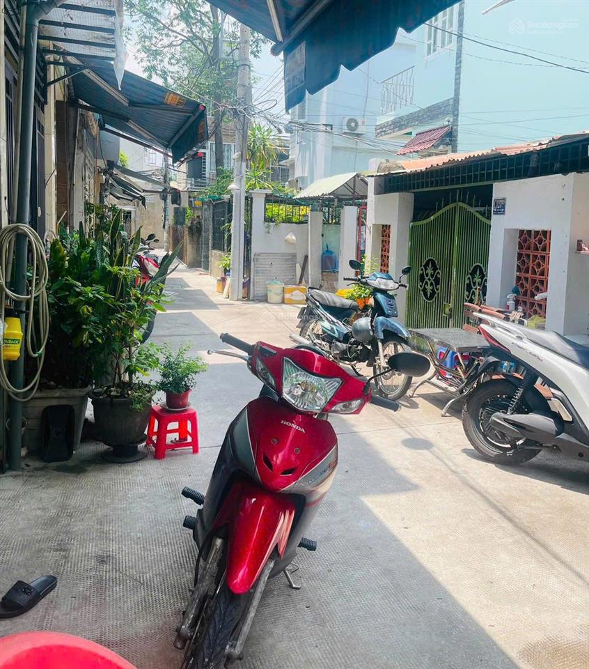 Ngay chân cầu tham lương  45m2 công nhận đủ ko qh  gần nhà ga t3  kcn tân bình  emart 2