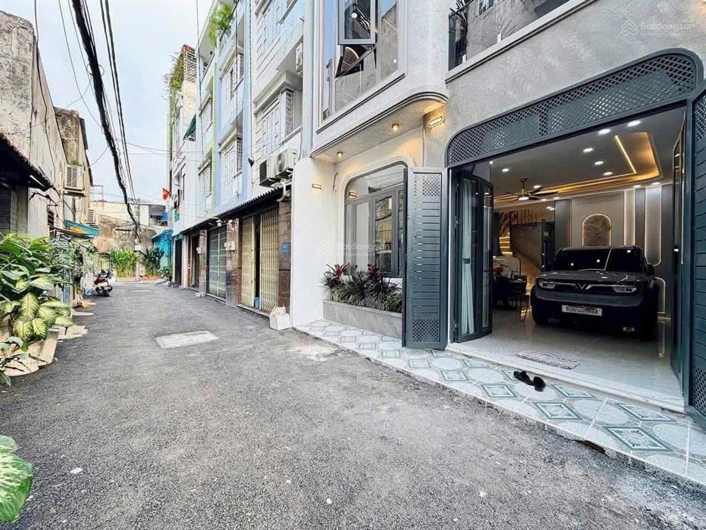 Nhà đẹp gò vấp  hẻm ô tô  gần emart phan huy ích  ngang 6m  giá chỉ 7đ9