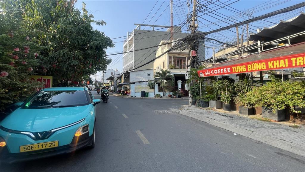 125,1m2 (6,3x20) đất mặt tiền đường số lã xuân oai, tăng nhơn phú a giá chỉ 9,9 tỷ