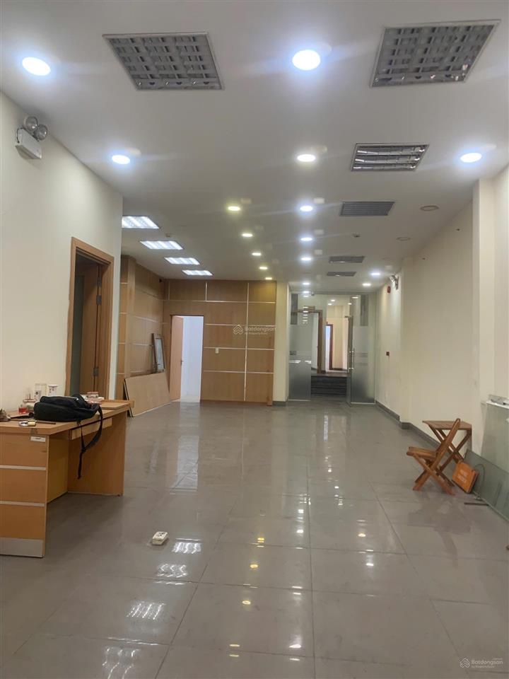 Chính chủ cho thuê nhà mặt tiền đường trần hưng đạo, khu chợ dĩ an 1, phường dĩ an, tp. hồ chí minh