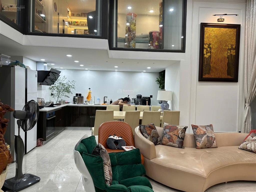 Chủ gửi bán căn 3 ngủ trung yên plaza 128m nt full giá 12.5 tỷ chuẩn giá có tl