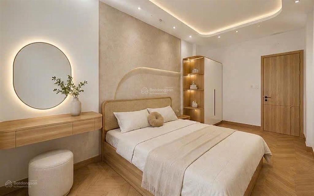 Bán nhà hẻm trần khắc chân, phú nhuận, dt 40m2, 4 lầu, 4 phòng ngủ