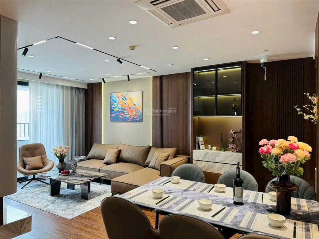 Bán căn 3pn chung cư flc complex 36 phạm hùng chỉ 8,7 tỷ tặng full nội thất mới đẹp y ảnh
