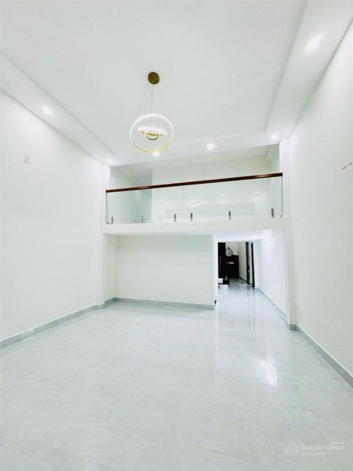 Quận 10 cmt8  nhà 4 tầng btct 7 pn, 67 m, 8.9 tỷ.